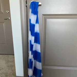 Blue and white striped scarf